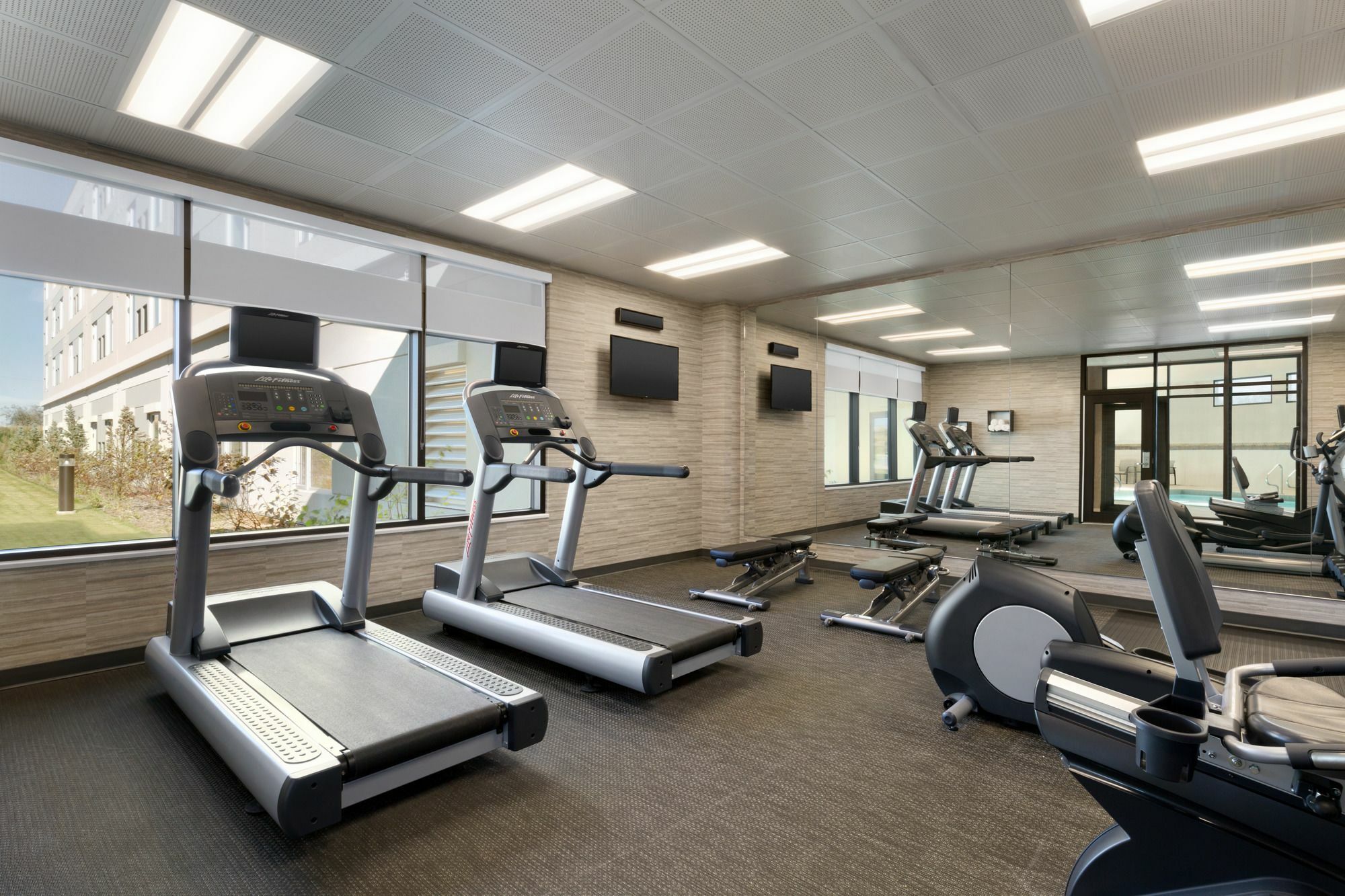 Hotel Dene & Conference Centre 콜드레이크 외부 사진